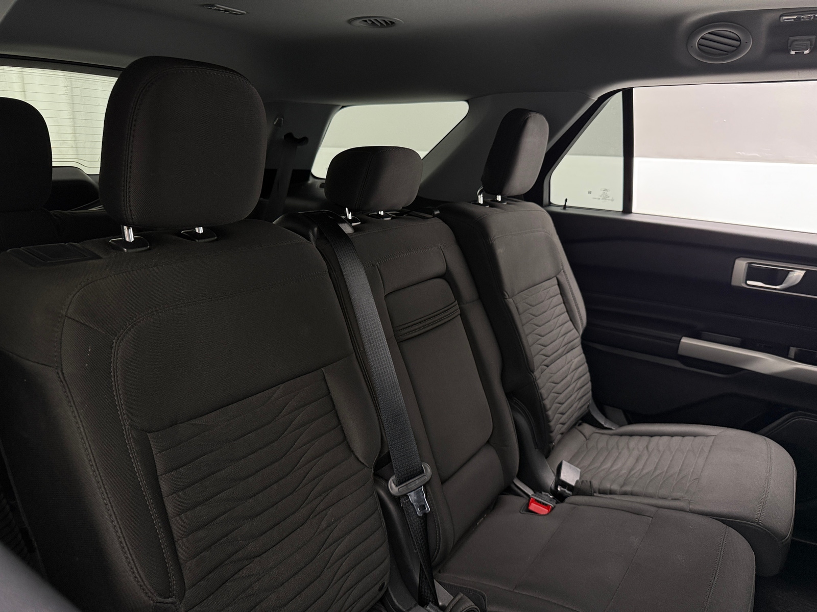 Thumbnail: 2021 Ford Explorer - 6