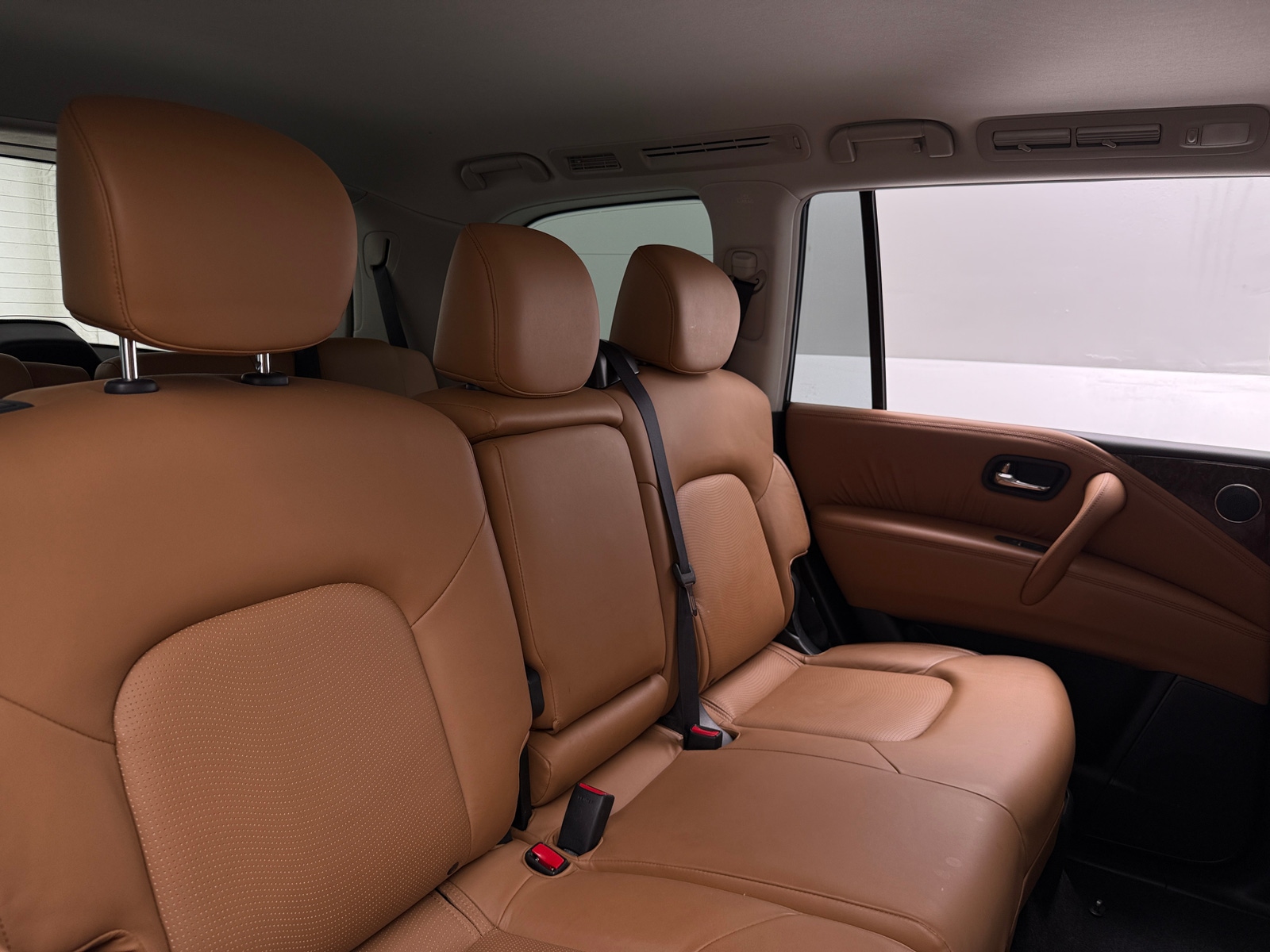 Thumbnail: 2016 INFINITI QX80 - 5