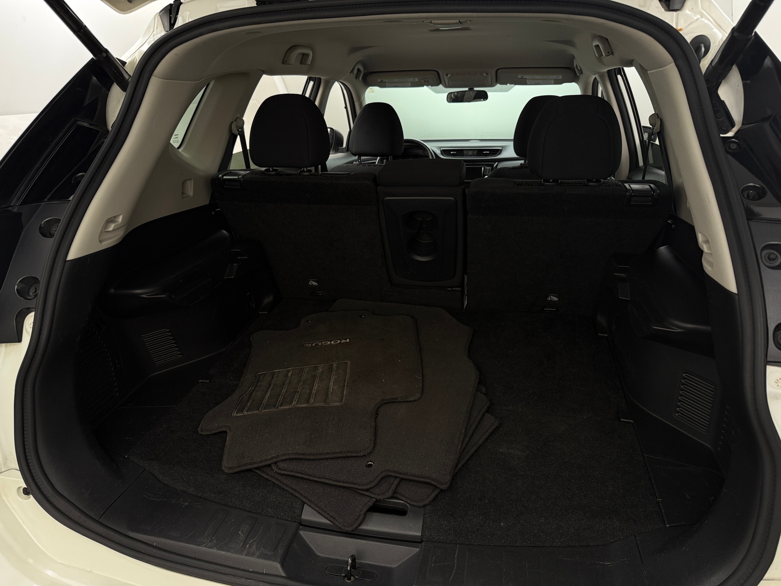 Thumbnail: 2018 Nissan Rogue - 7