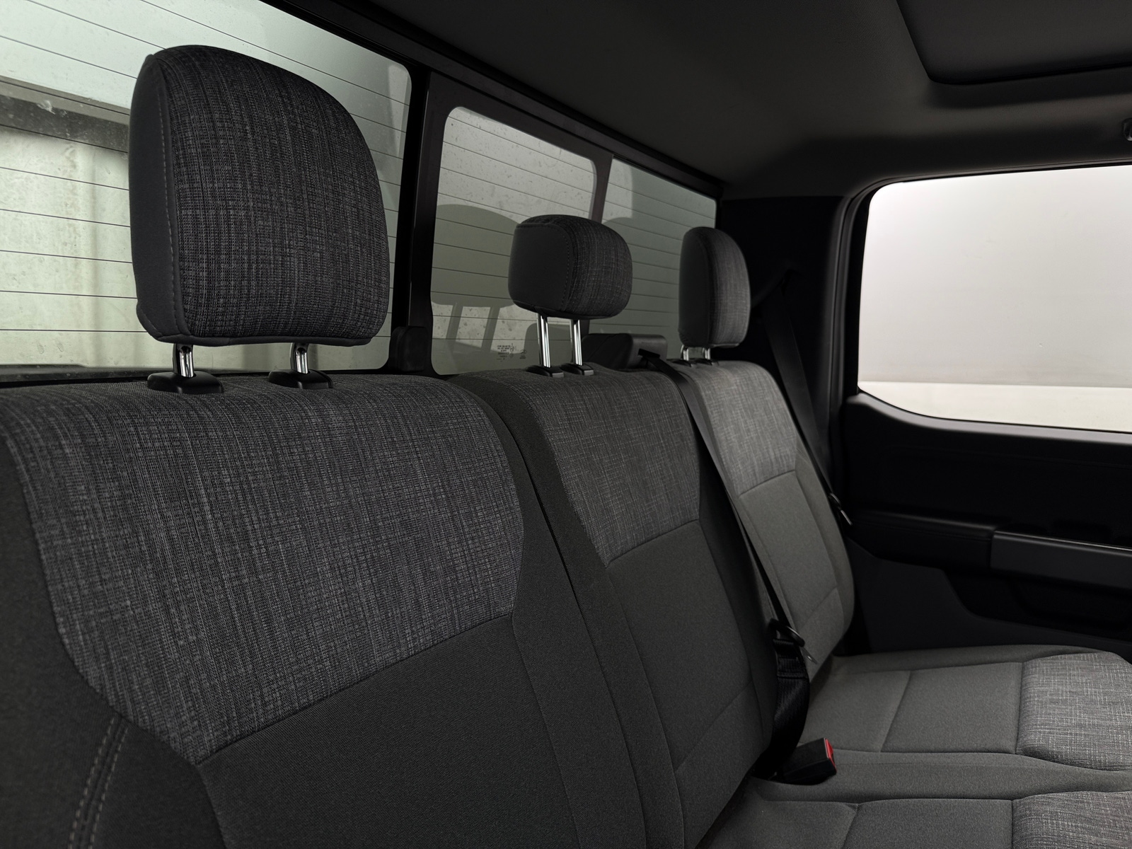 Thumbnail: 2022 Ford Econoline - 6