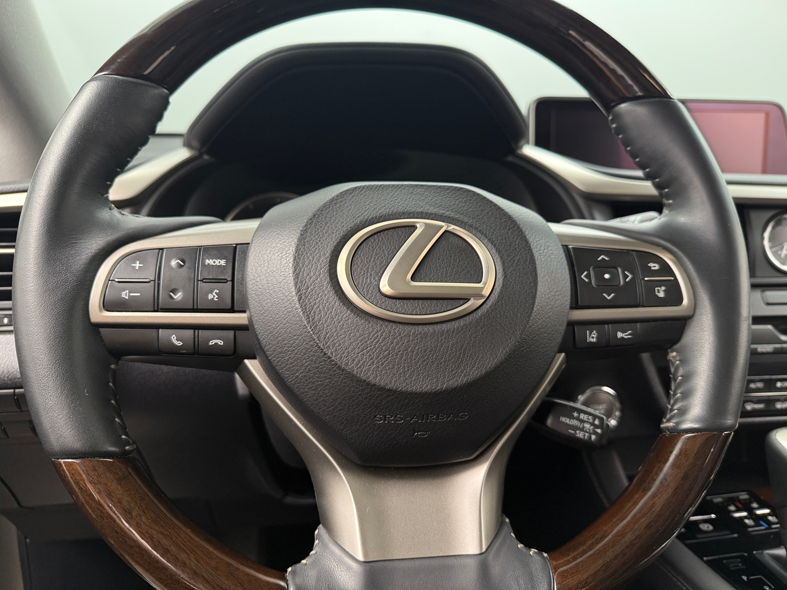 Thumbnail: 2018 Lexus RX - 4