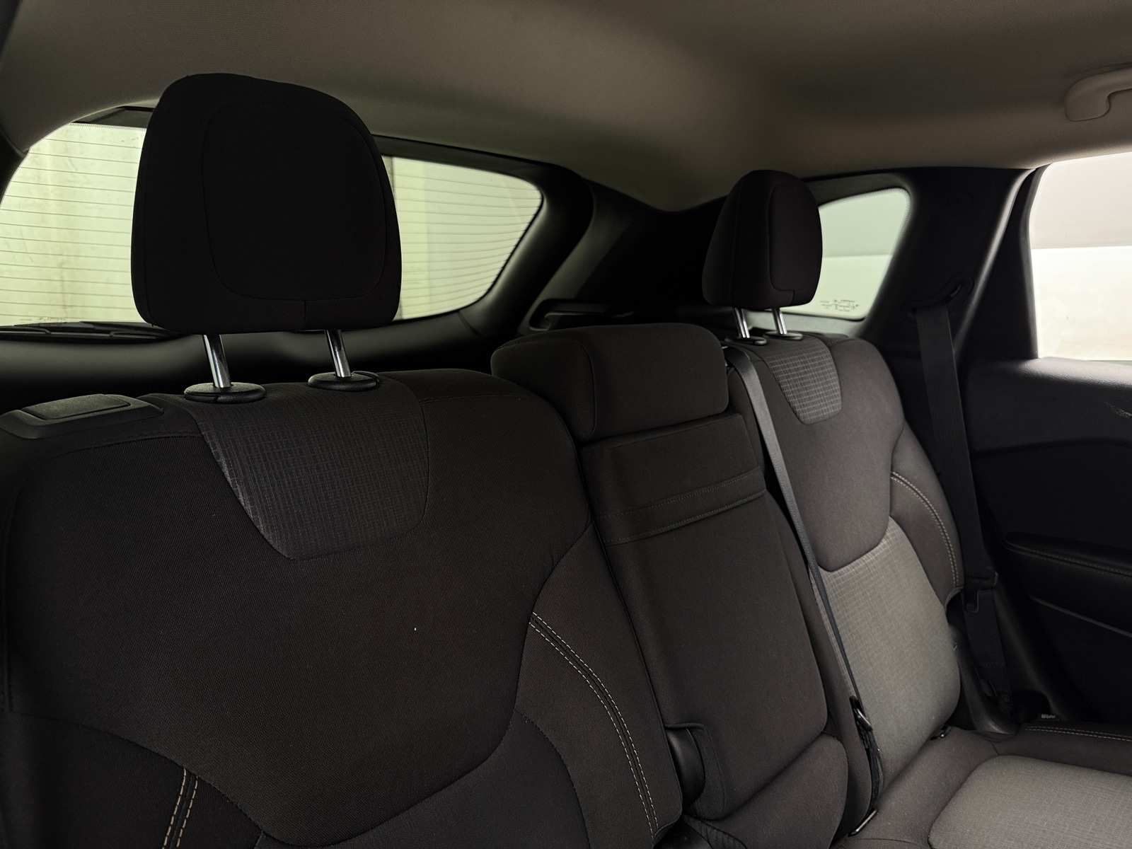 Thumbnail: 2016 Jeep Cherokee - 6