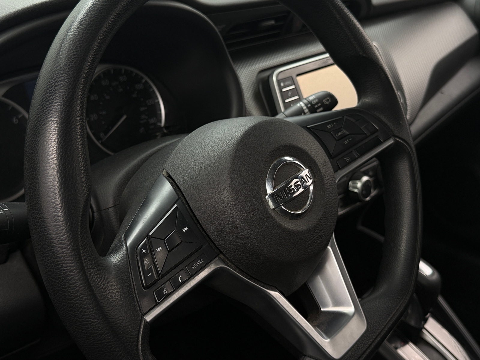 Thumbnail: 2020 Nissan Kicks - 5