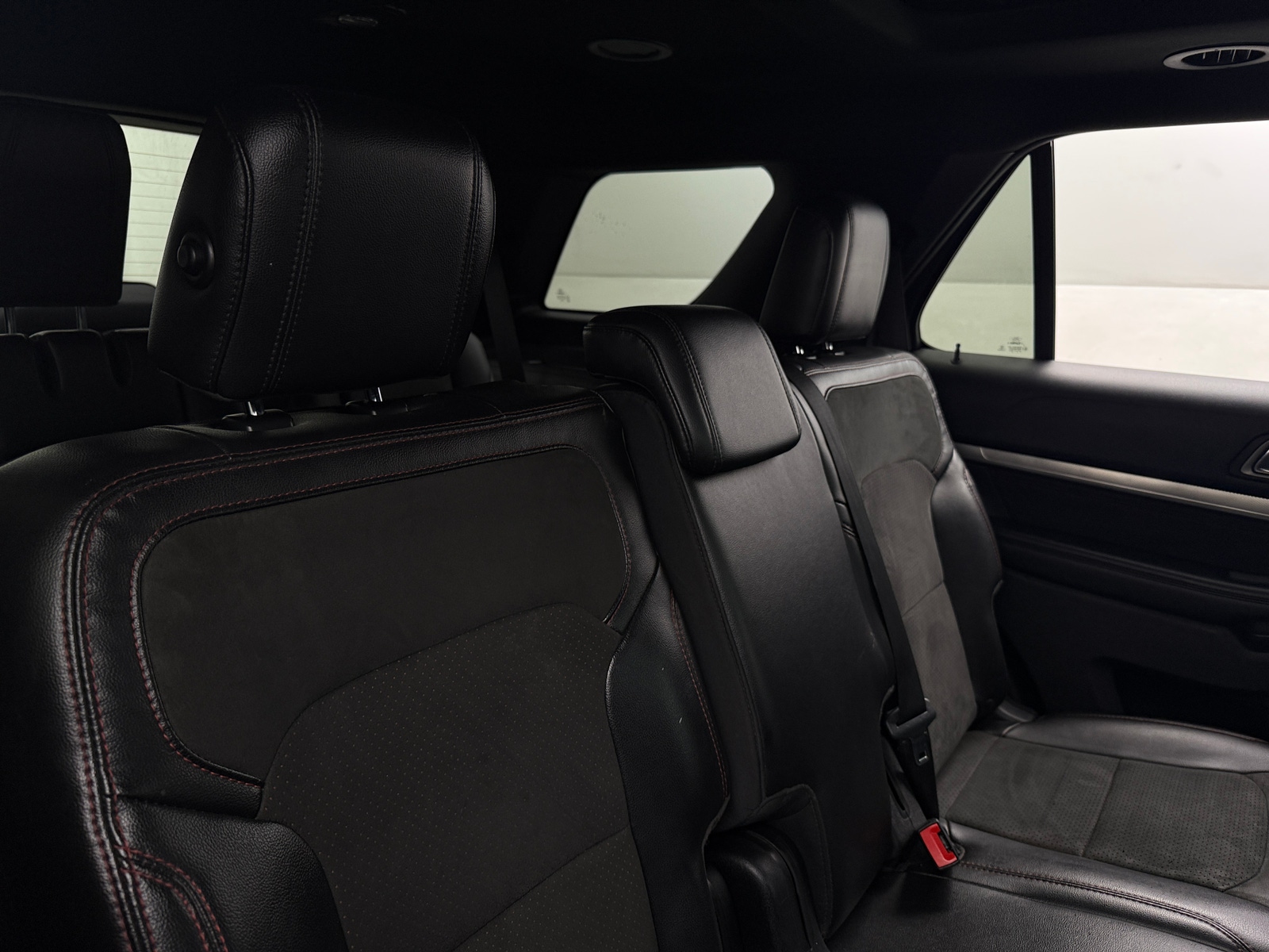 Thumbnail: 2018 Ford Explorer - 6
