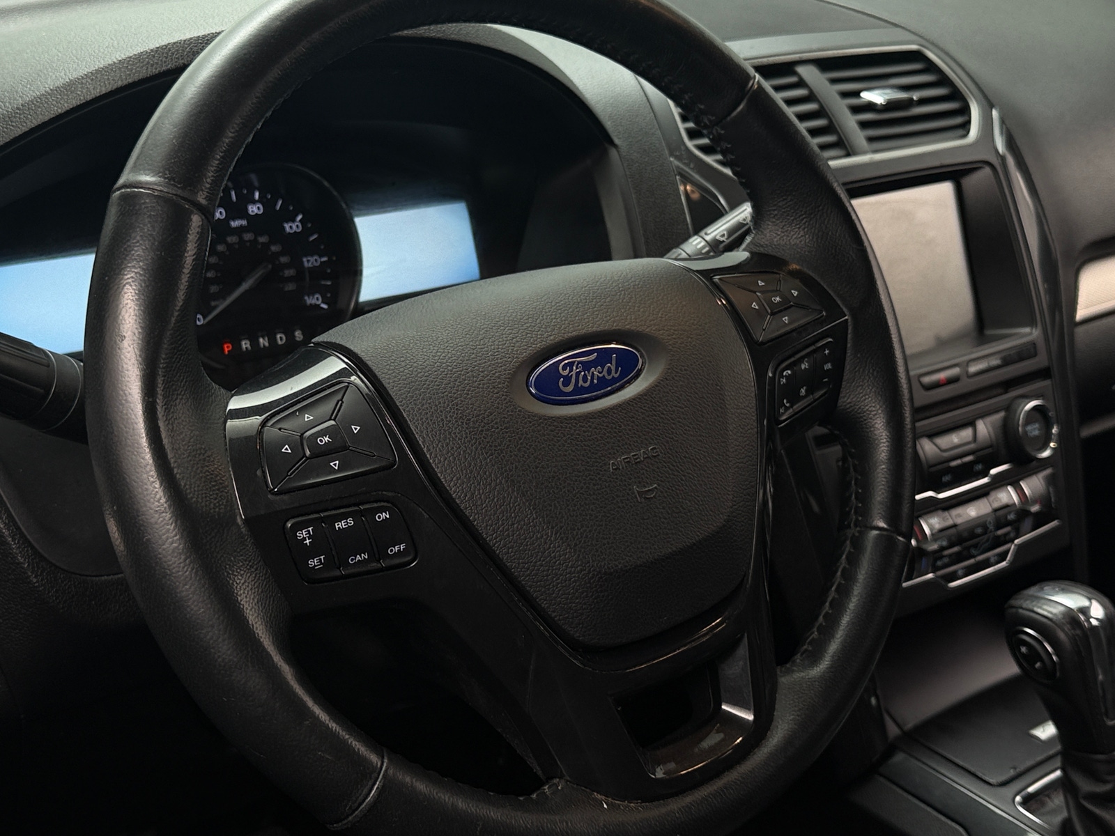Thumbnail: 2018 Ford Explorer - 5