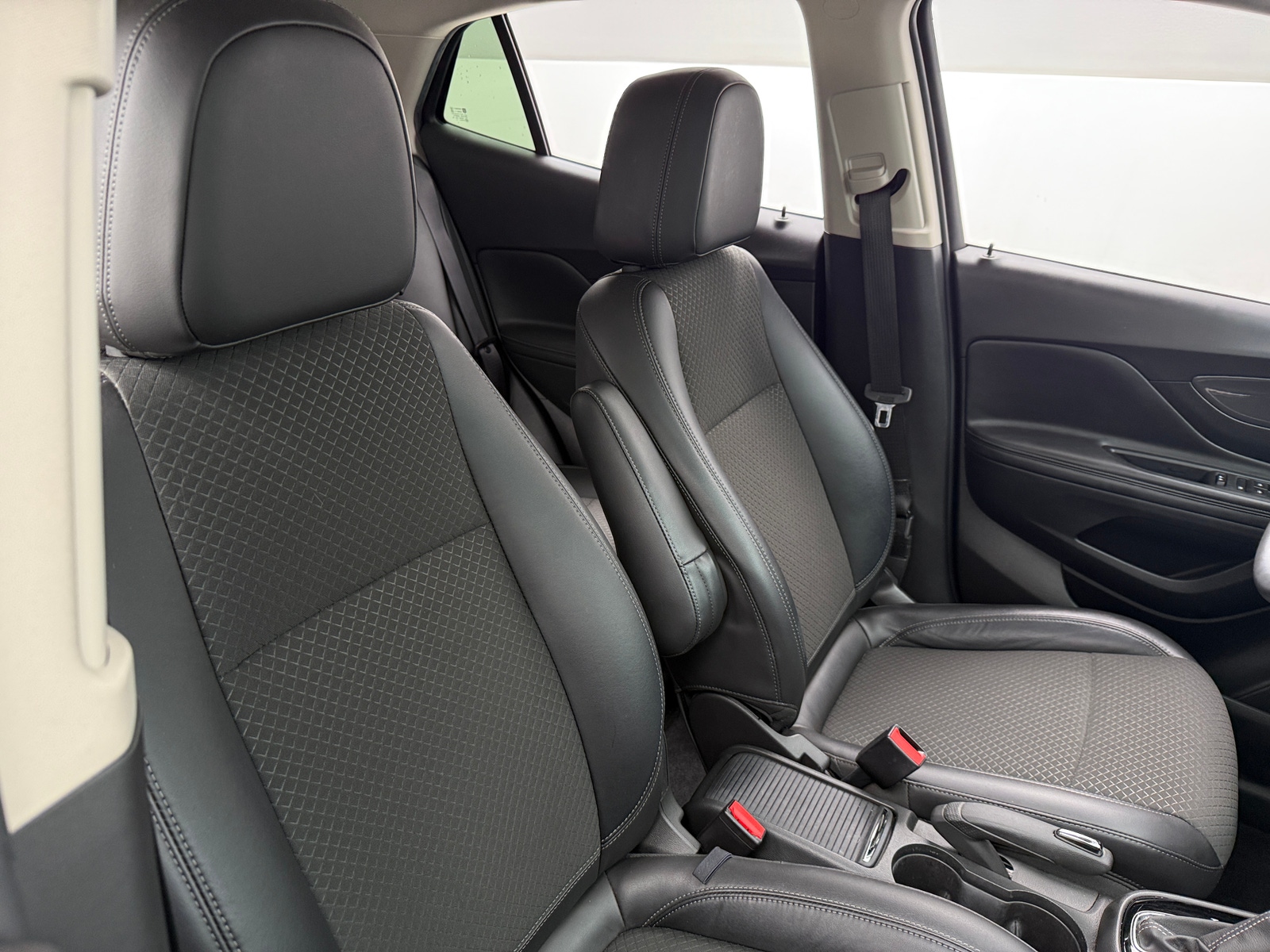 Thumbnail: 2017 Buick Encore - 2