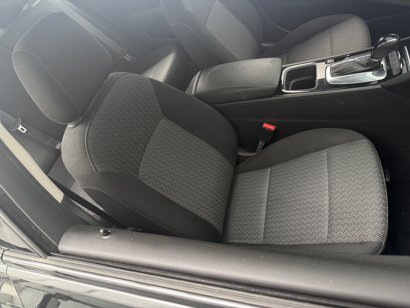Thumbnail: 2019 Buick Regal - 2