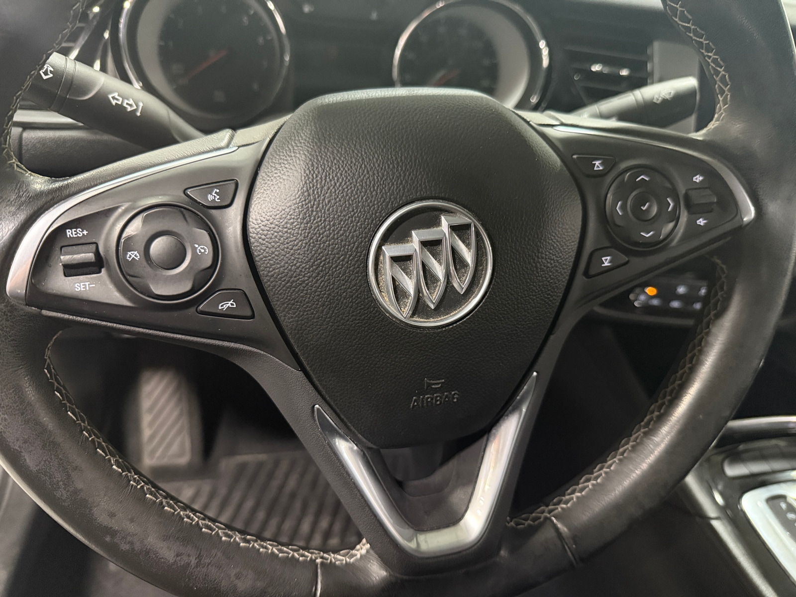 Thumbnail: 2019 Buick Regal - 5