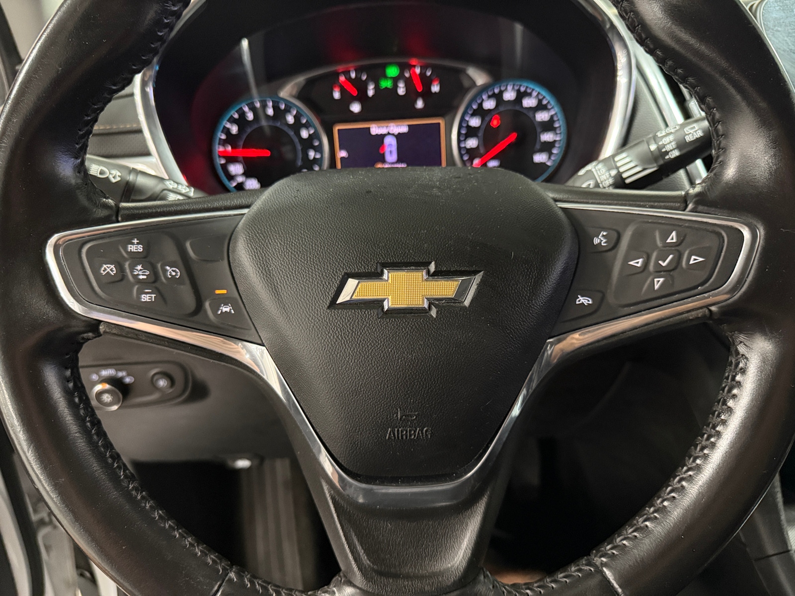 Thumbnail: 2020 Chevrolet Equinox - 4