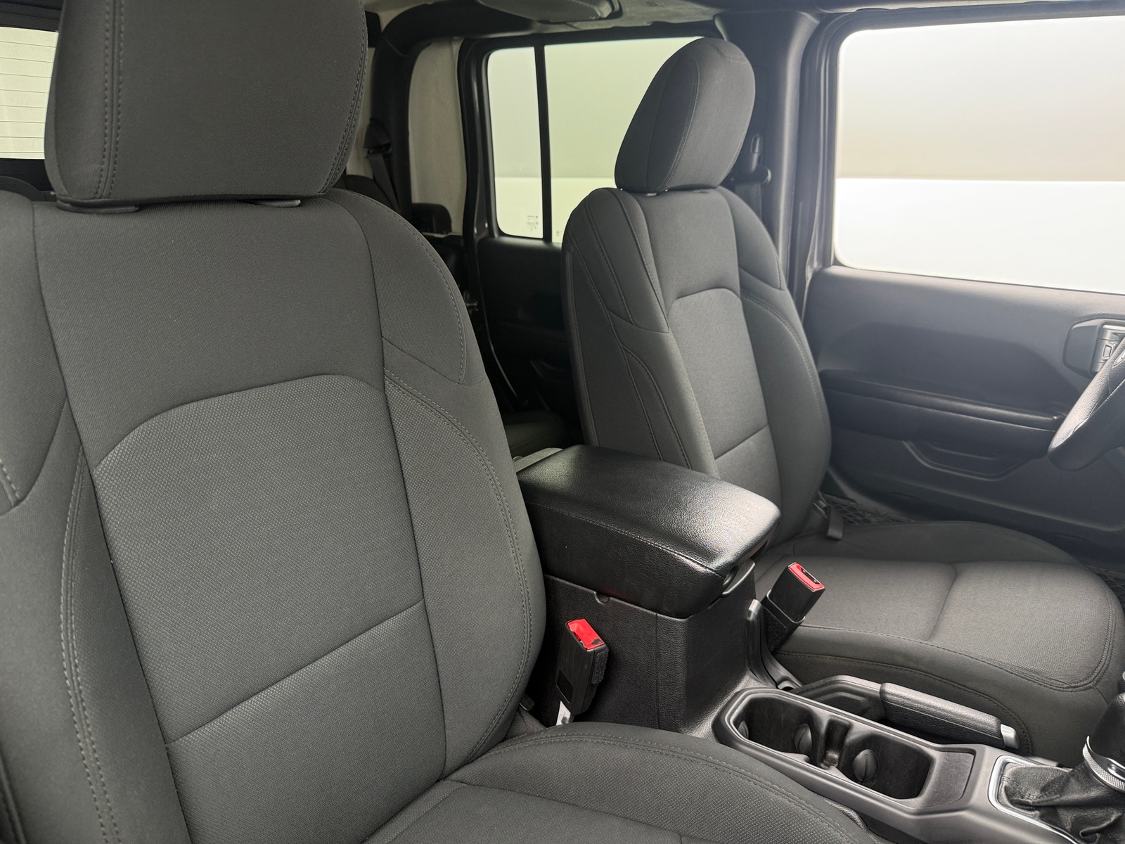Thumbnail: 2021 Jeep Gladiator - 2