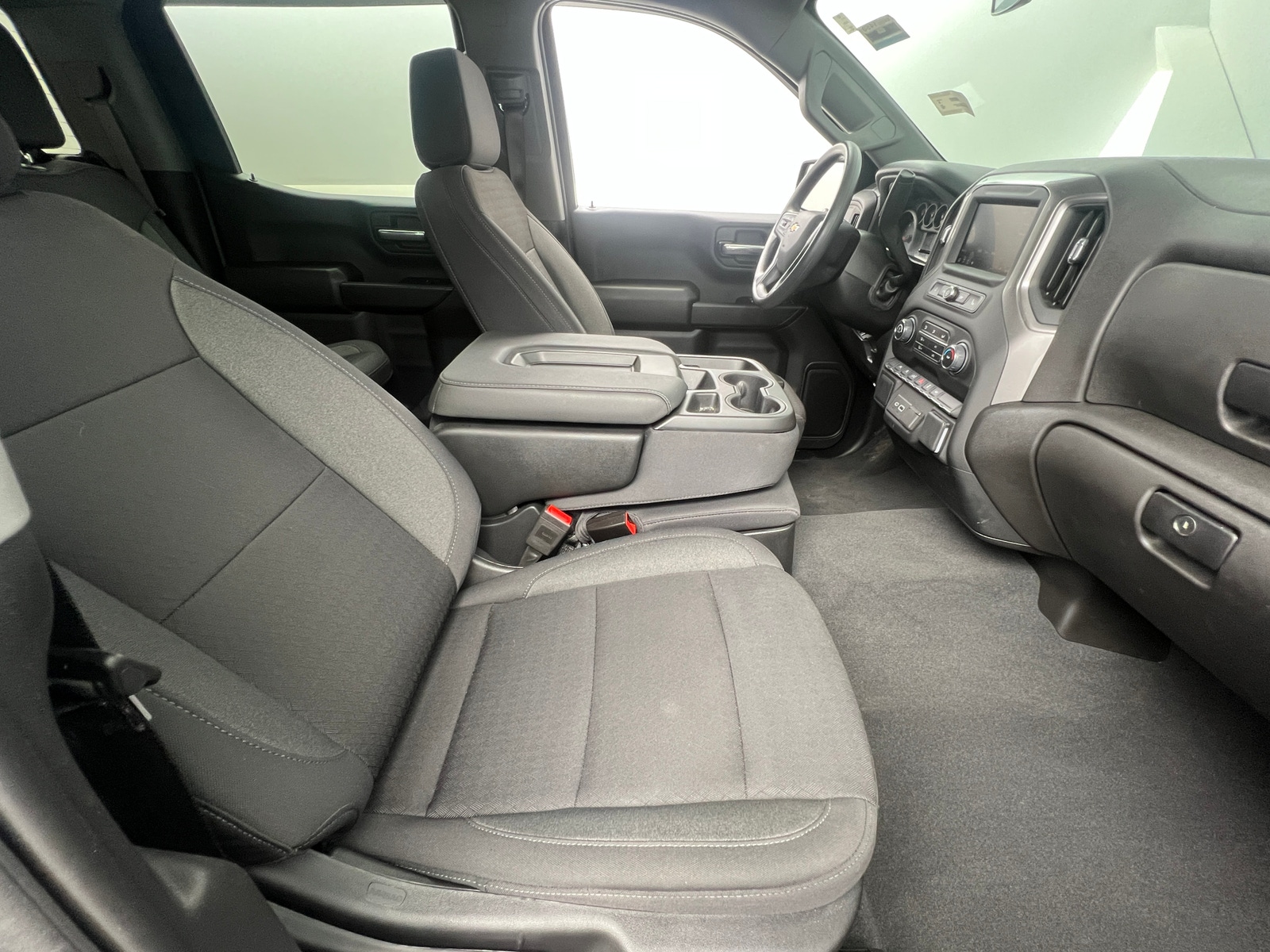 Thumbnail: 2024 Chevrolet Silverado 1500 - 2