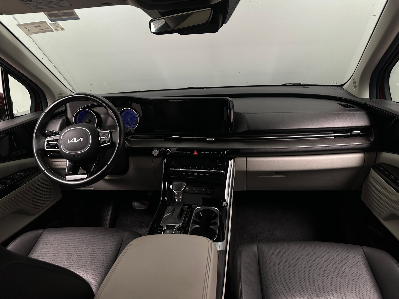 Thumbnail: 2022 Kia Carnival - 2