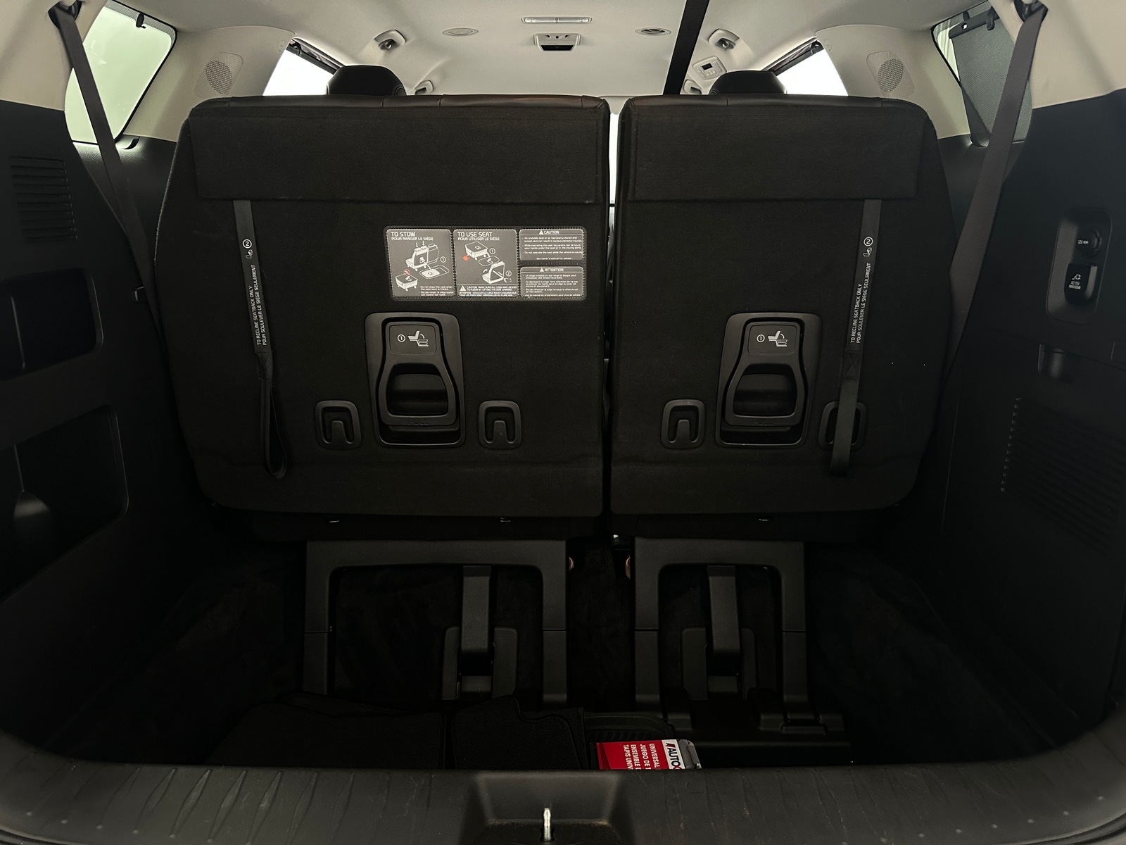 Thumbnail: 2022 Kia Carnival - 6