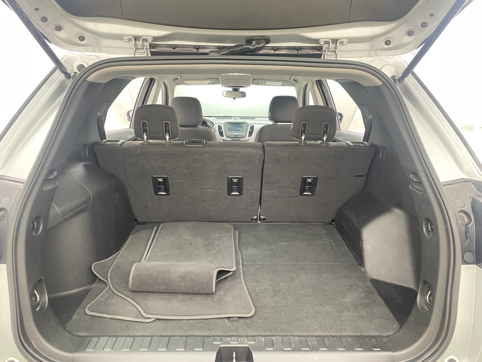 Thumbnail: 2018 Chevrolet Equinox - 7