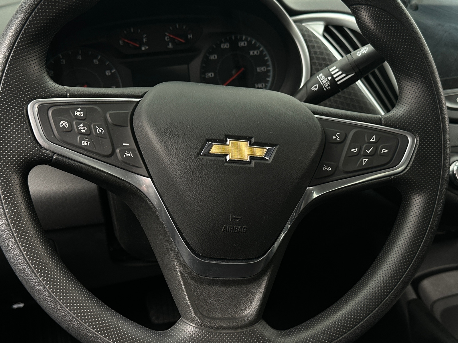 Thumbnail: 2023 Chevrolet Malibu - 5