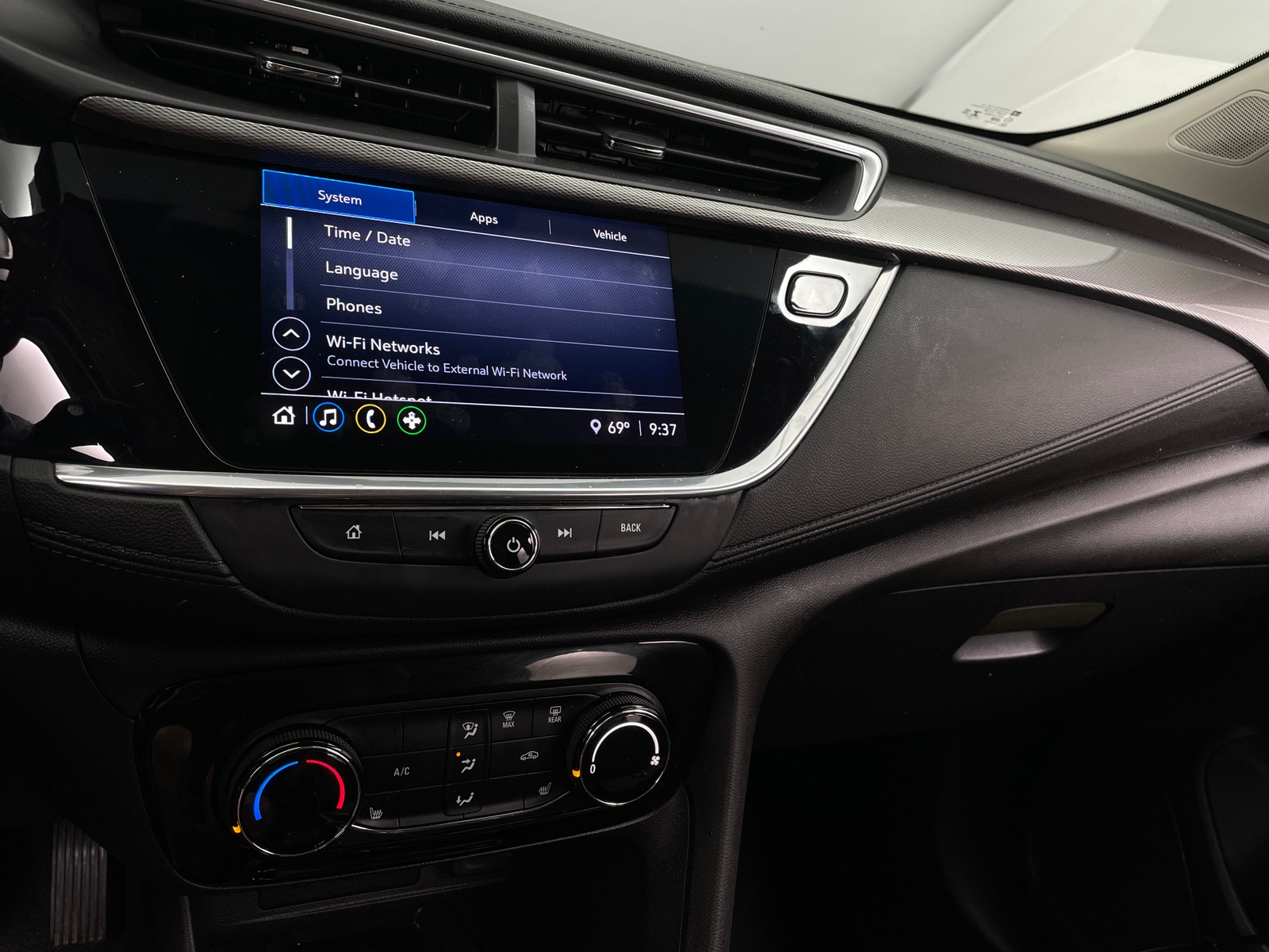 Thumbnail: 2020 Buick Encore GX - 3
