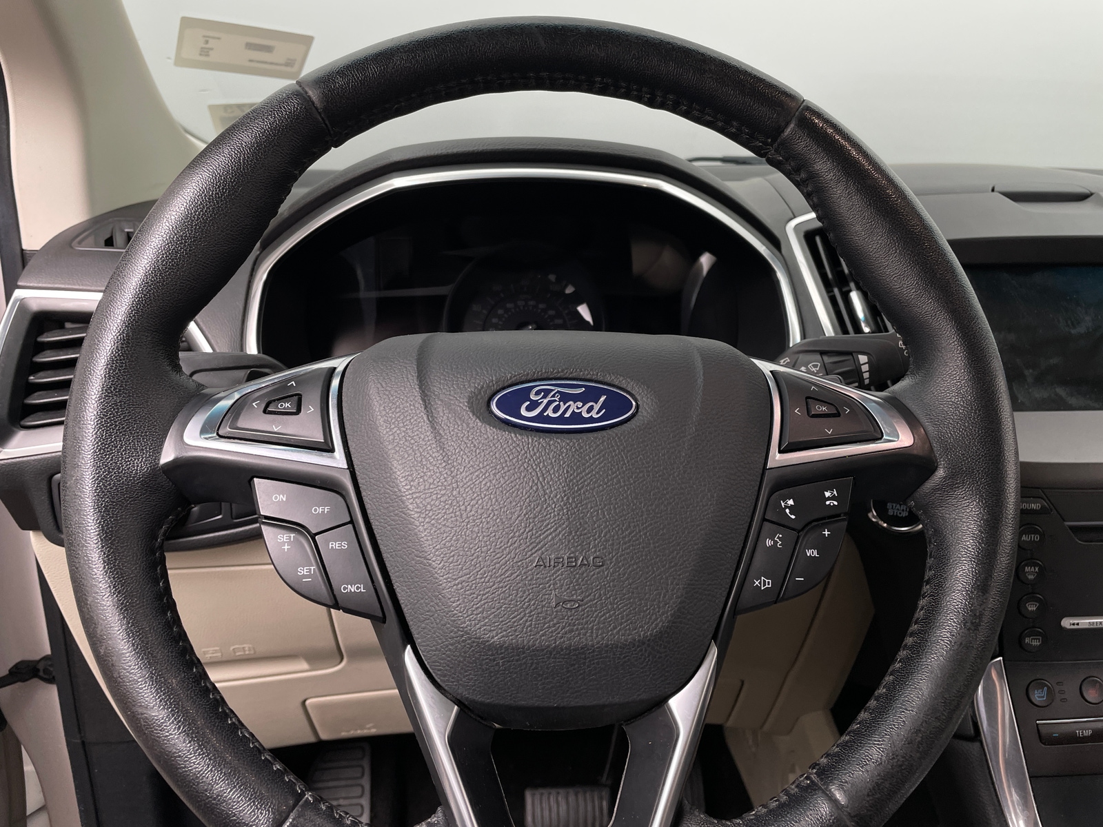 Thumbnail: 2018 Ford Edge - 4