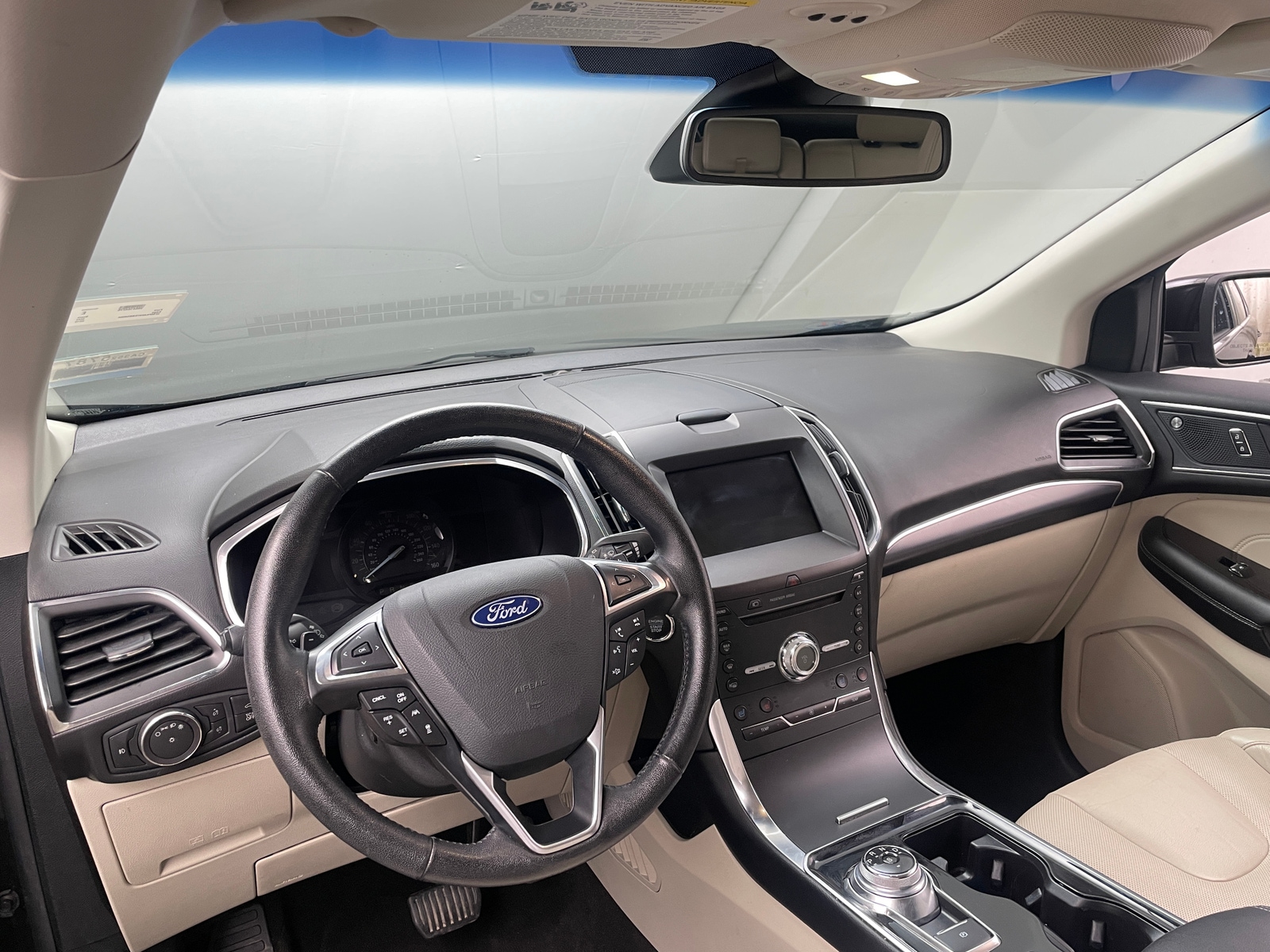 Thumbnail: 2019 Ford Edge - 2