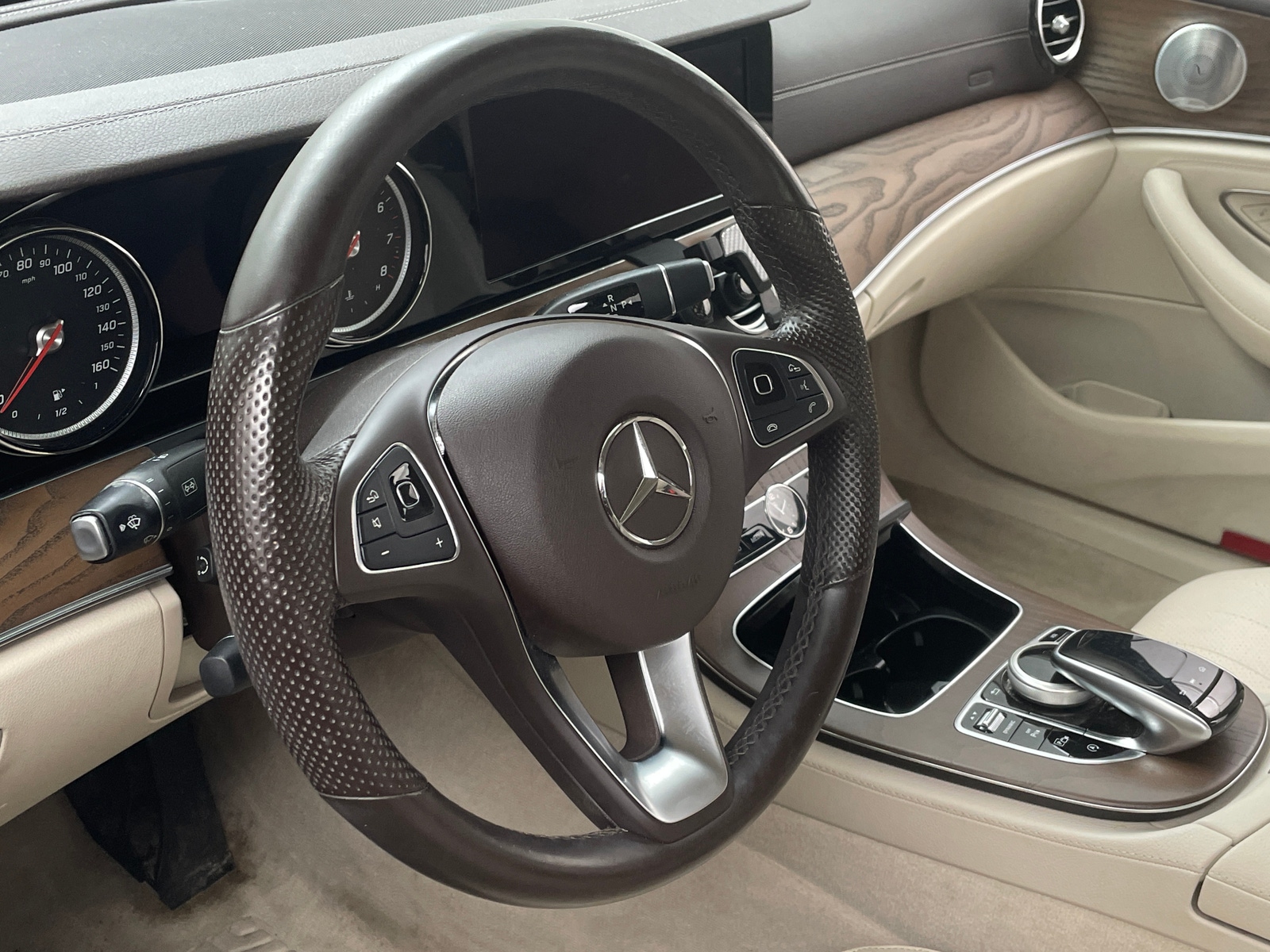 Thumbnail: 2018 Mercedes-Benz E-Class - 4