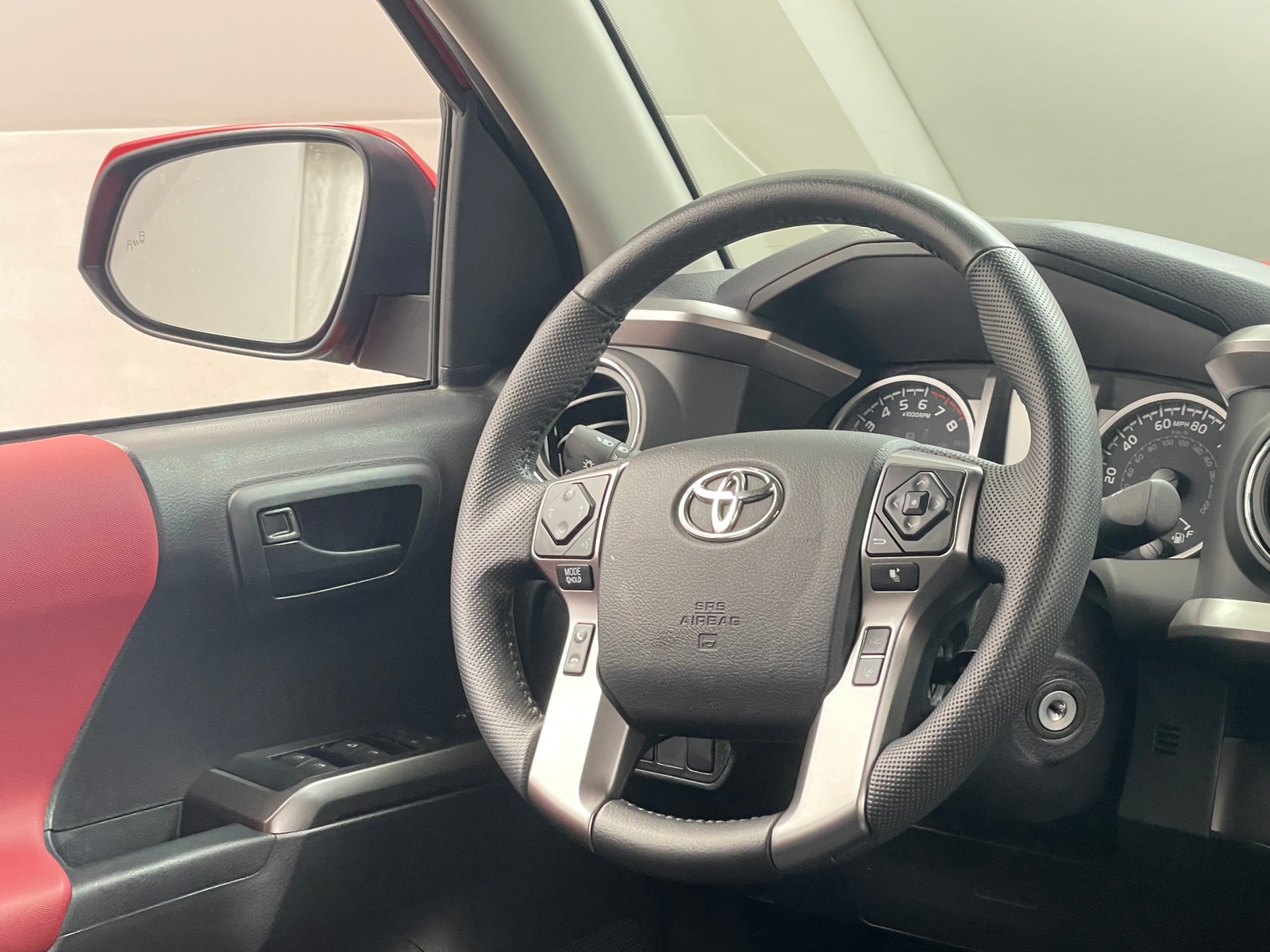 Thumbnail: 2022 Toyota Tacoma - 5