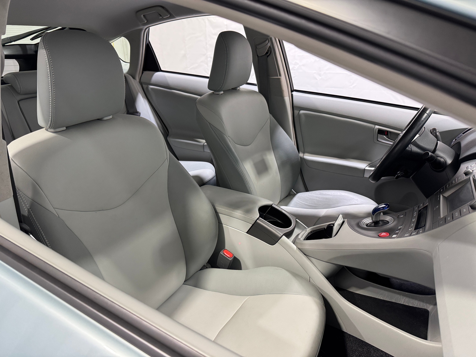 Thumbnail: 2015 Toyota Prius - 2