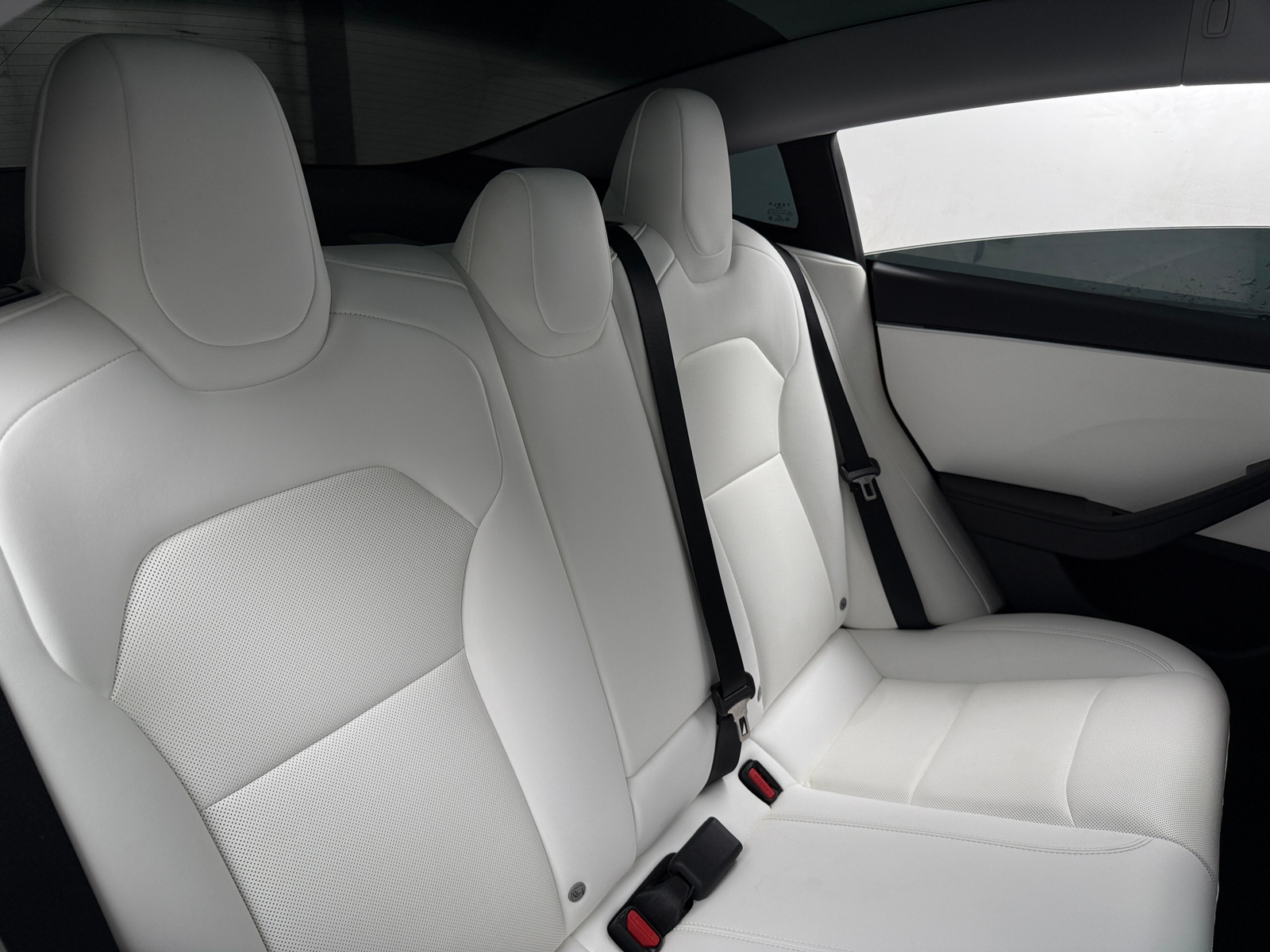 Thumbnail: 2025 Tesla Model 3 - 4