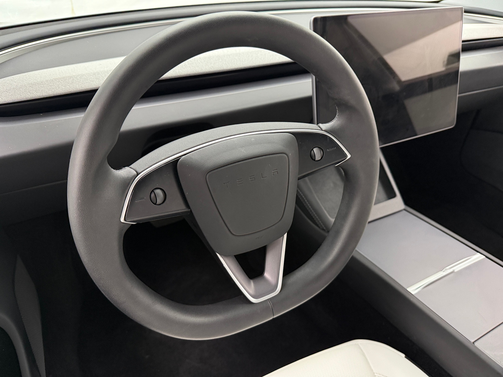 Thumbnail: 2025 Tesla Model 3 - 3