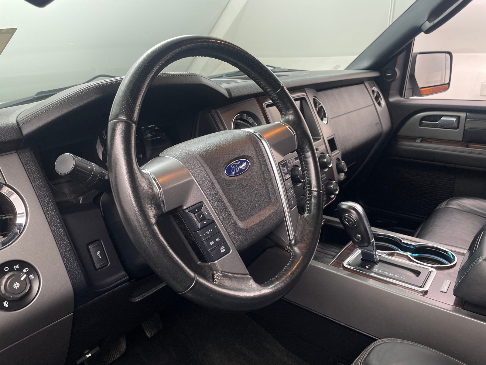 Thumbnail: 2016 Ford Expedition - 4