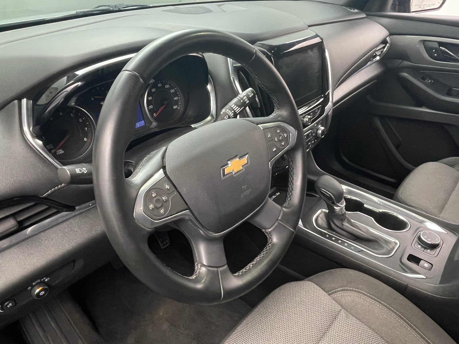 Thumbnail: 2023 Chevrolet Traverse - 5