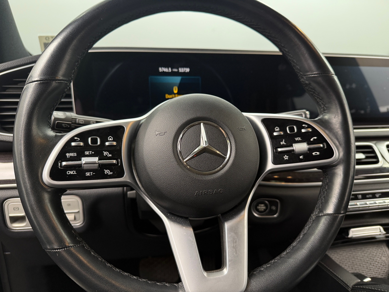 Thumbnail: 2020 Mercedes-Benz GLE - 4