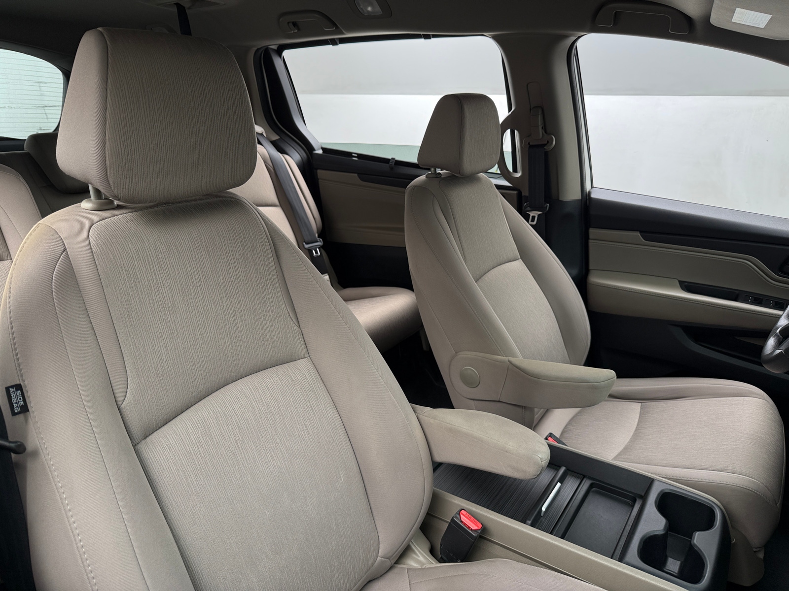 Thumbnail: 2019 Honda Odyssey - 2