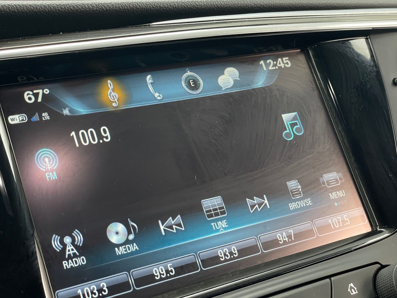 Thumbnail: 2020 Buick Envision - 3