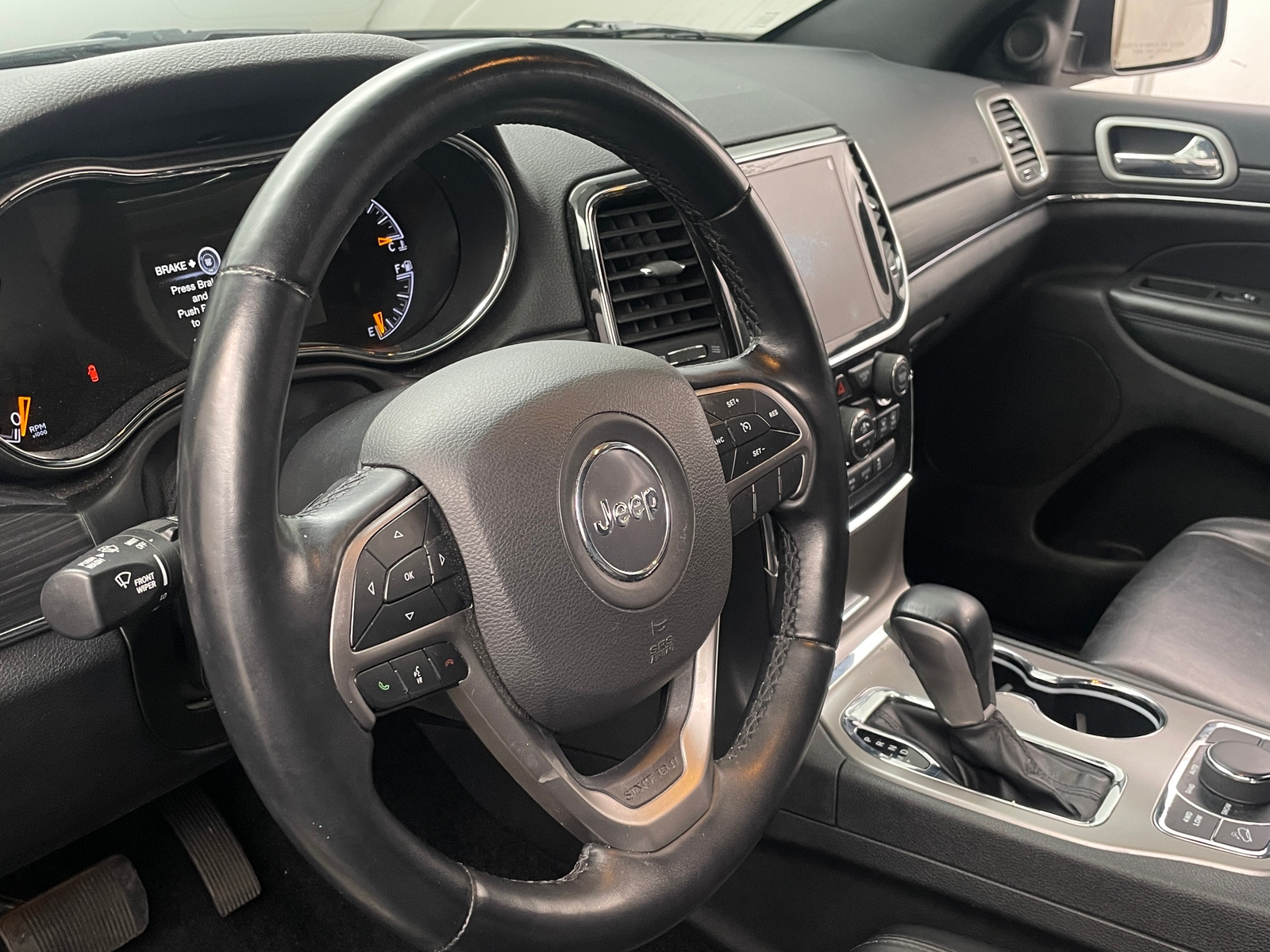 Thumbnail: 2022 Jeep Grand Cherokee - 4