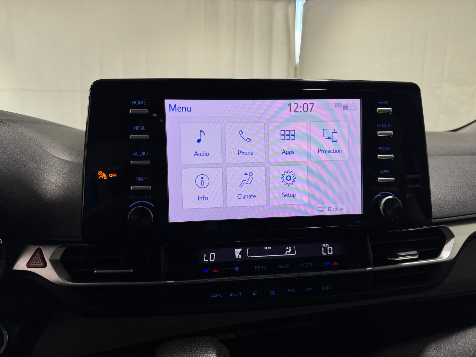 Thumbnail: 2021 Toyota Sienna - 4