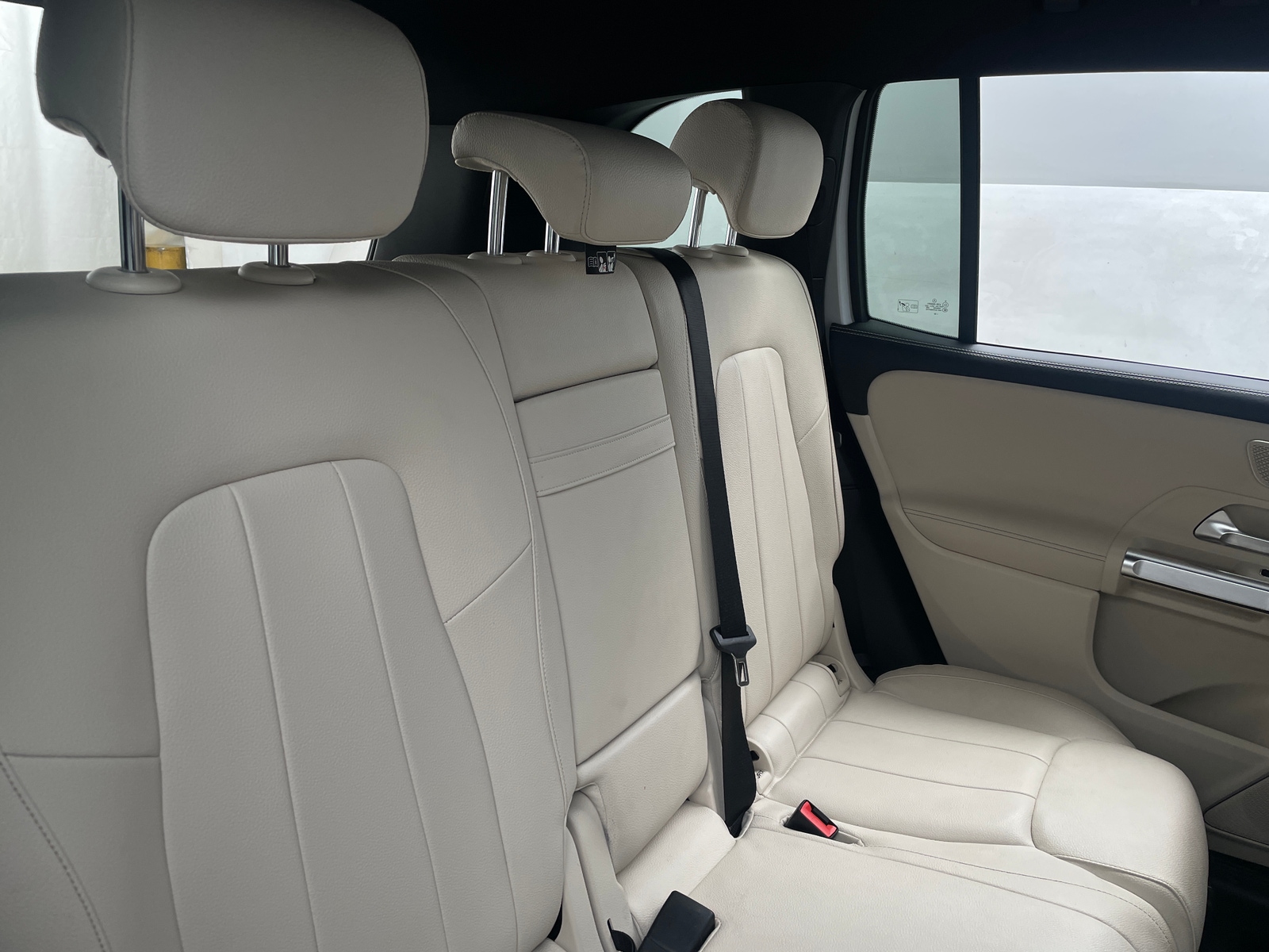 Thumbnail: 2020 Mercedes-Benz GLB - 5