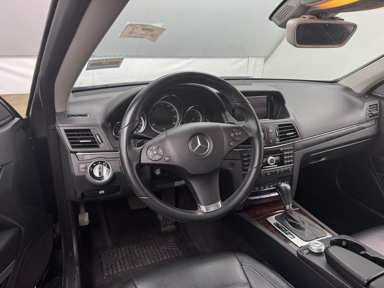 Thumbnail: 2011 Mercedes-Benz E-Class - 4