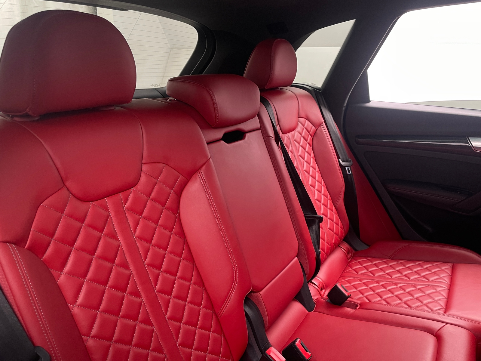 Thumbnail: 2019 Audi SQ5 - 5