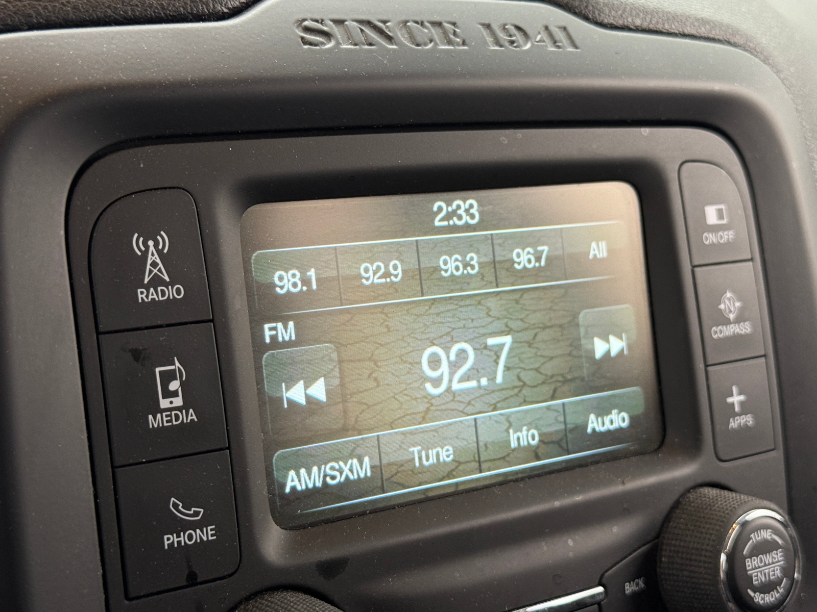 Thumbnail: 2017 Jeep Renegade - 4