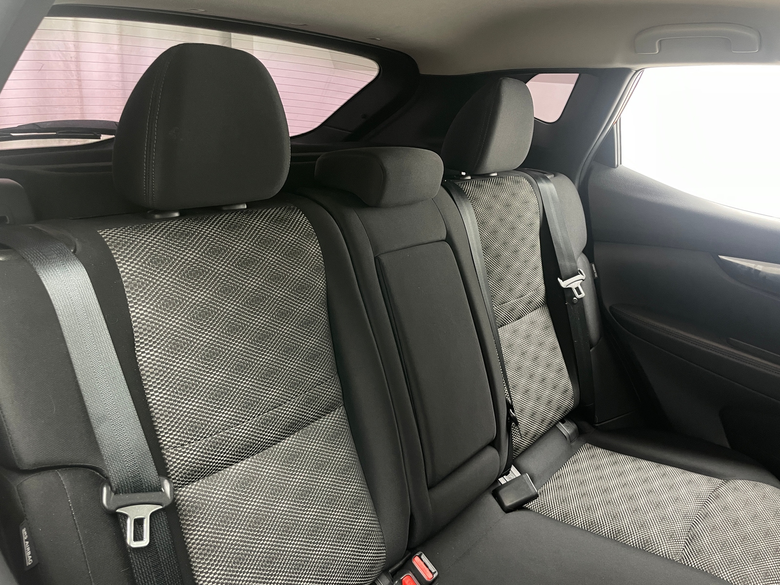 Thumbnail: 2021 Nissan Rogue Sport - 6