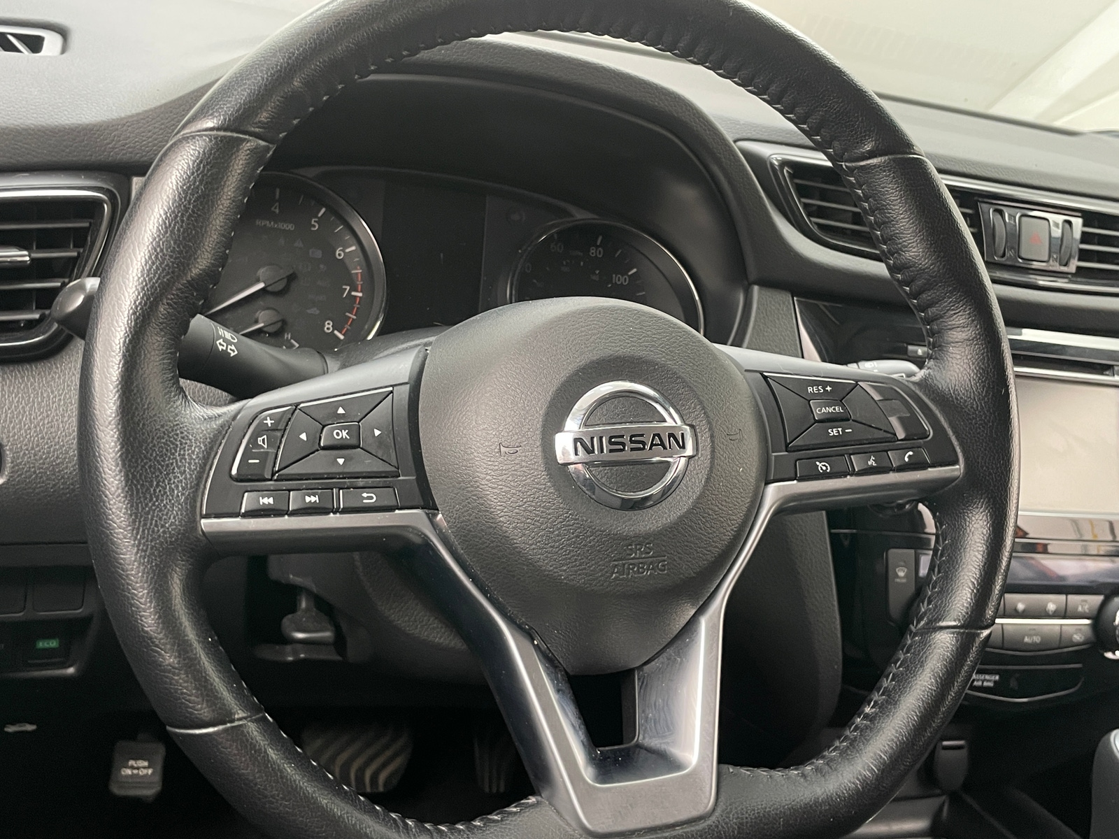 Thumbnail: 2021 Nissan Rogue Sport - 5