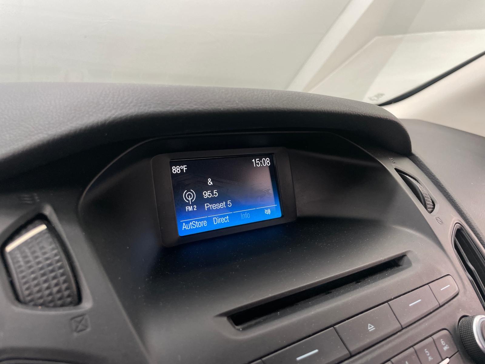 Thumbnail: 2016 Ford Focus - 4