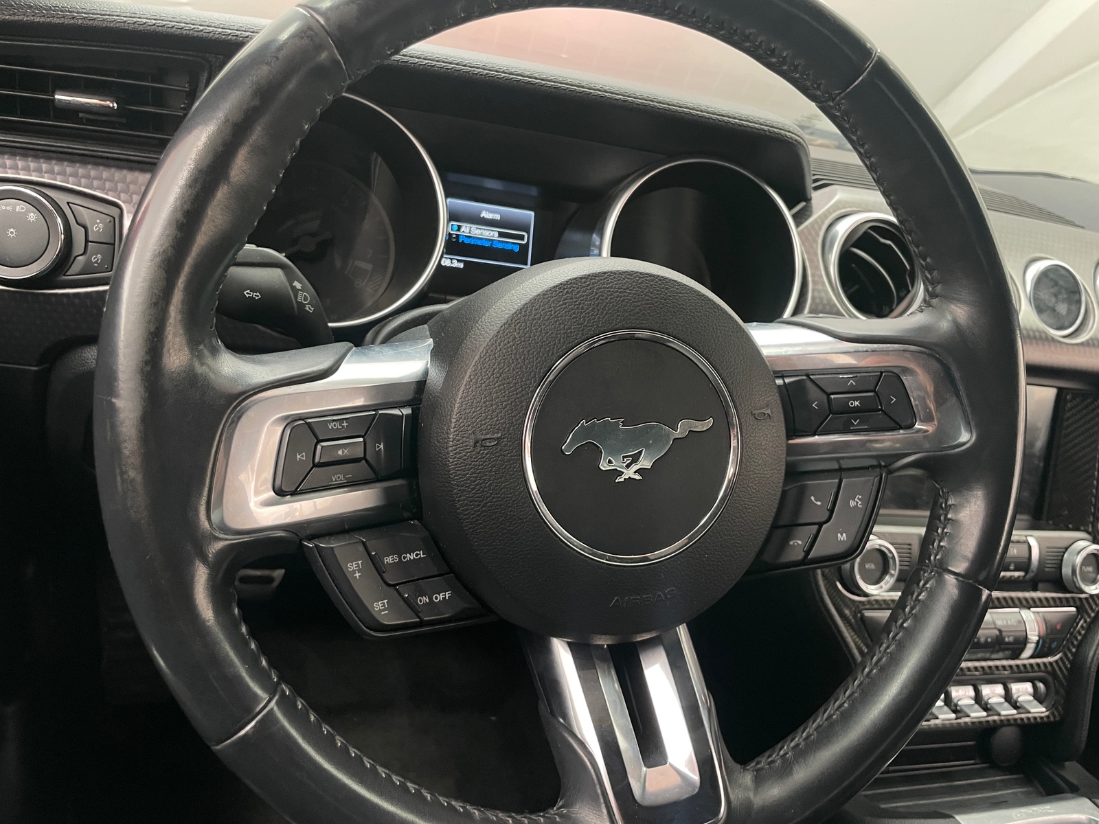 Thumbnail: 2018 Ford Mustang - 3