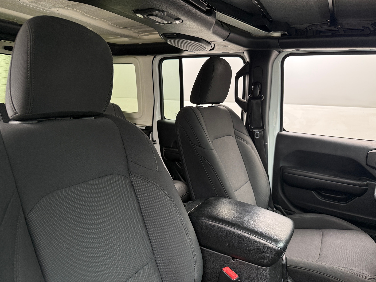 Thumbnail: 2018 Jeep Wrangler - 2