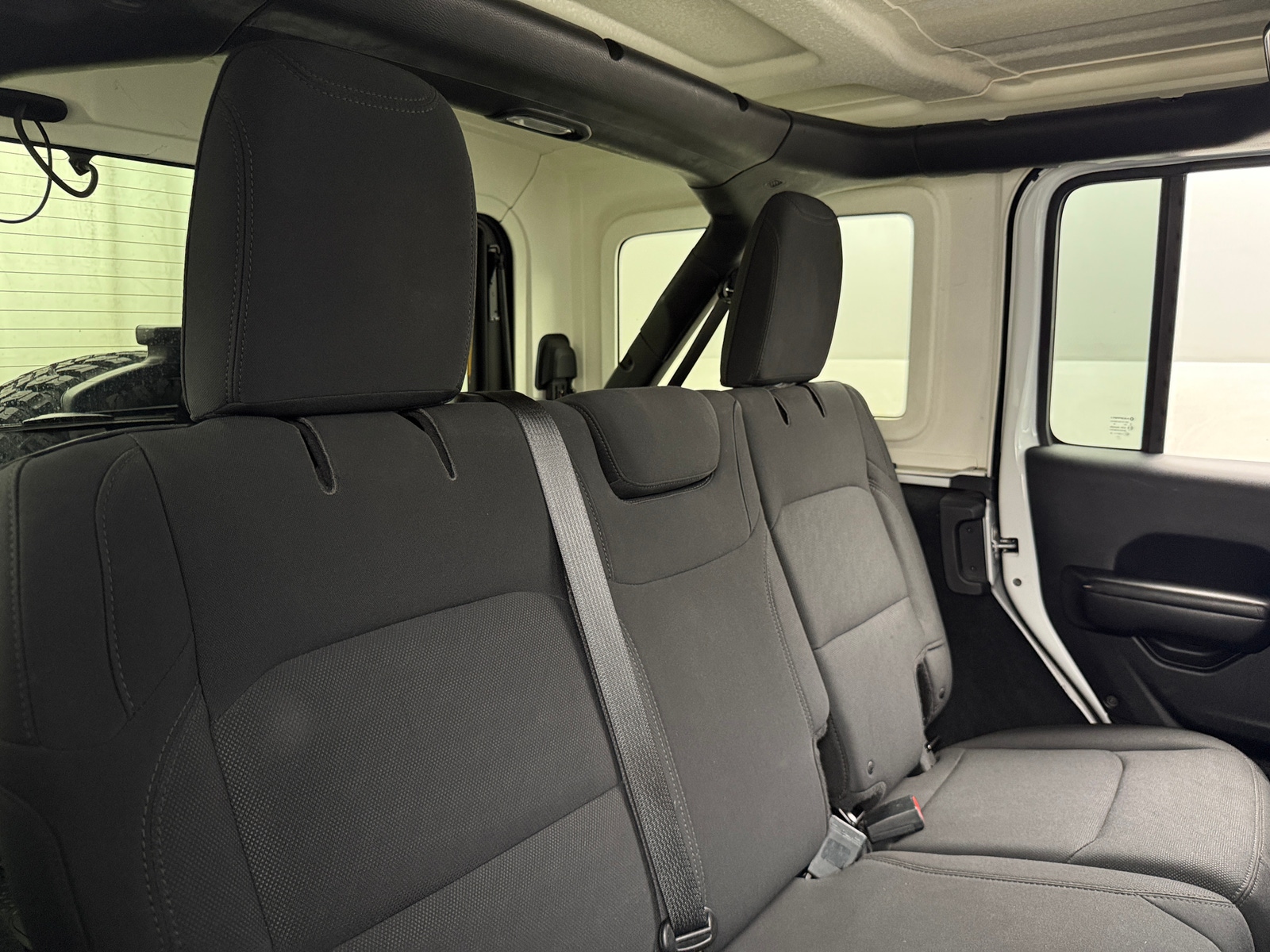 Thumbnail: 2018 Jeep Wrangler - 6