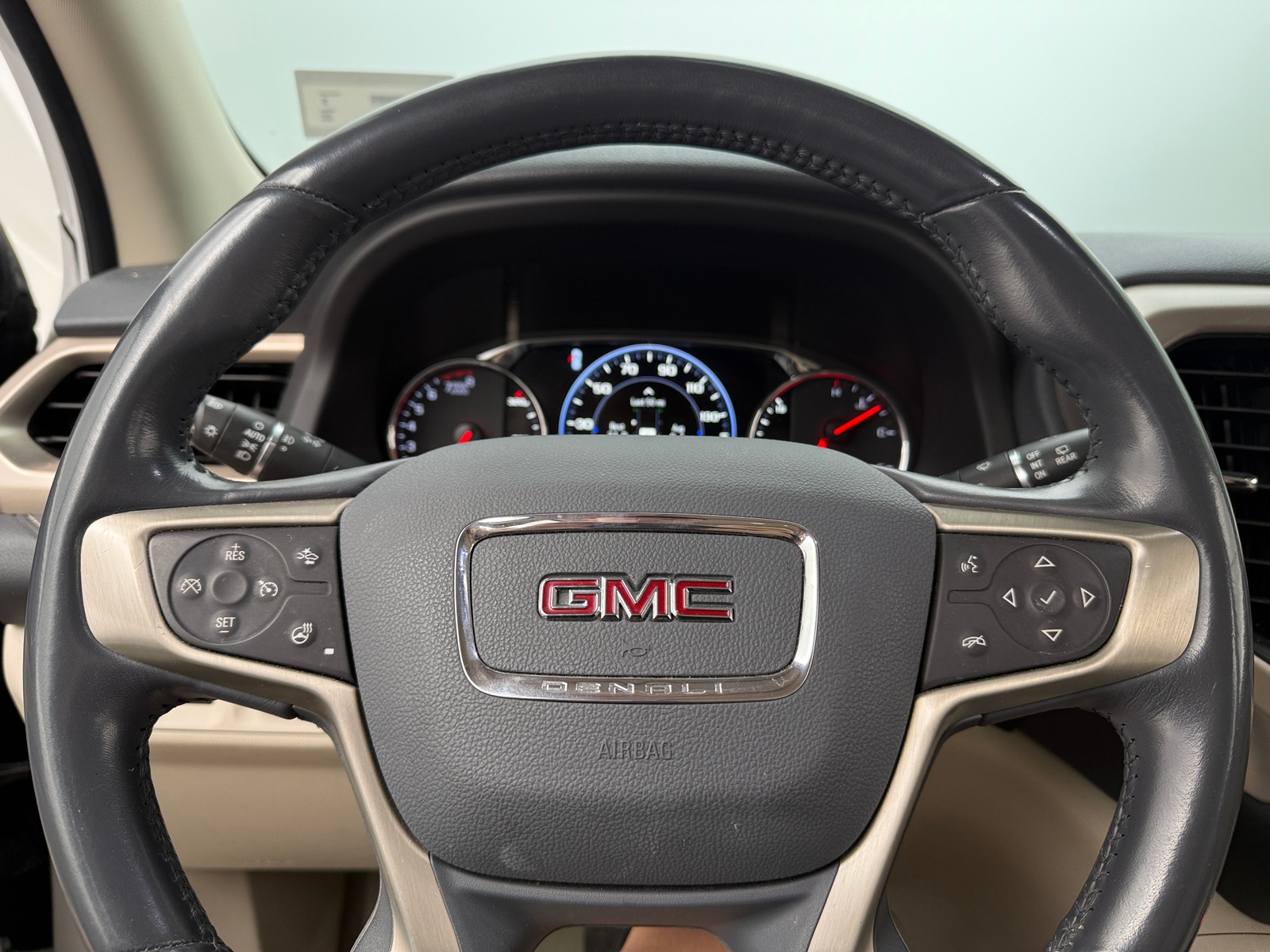 Thumbnail: 2020 GMC Acadia - 4