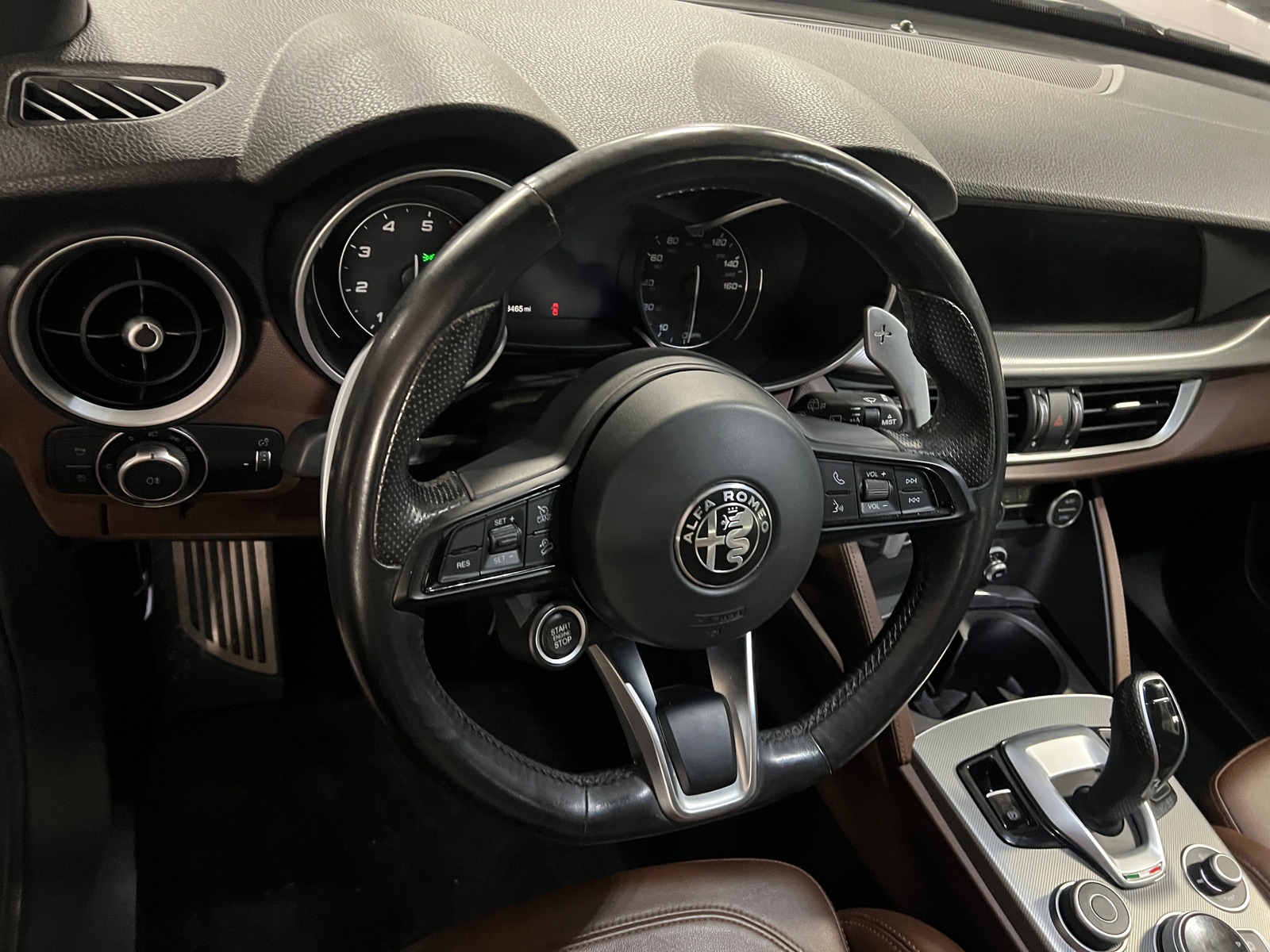 Thumbnail: 2020 Alfa Romeo Stelvio - 4