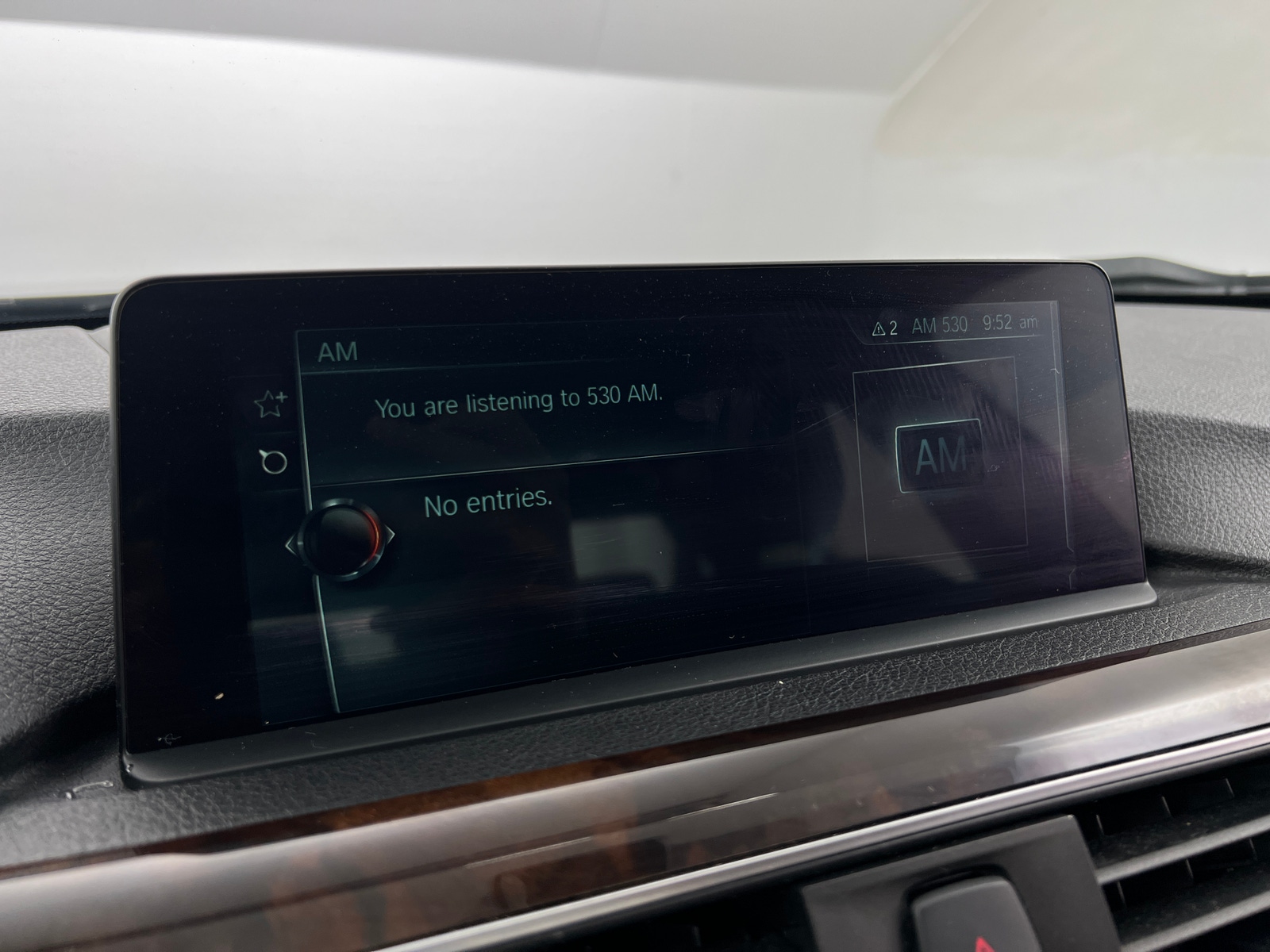 Thumbnail: 2017 BMW 3 Series - 3