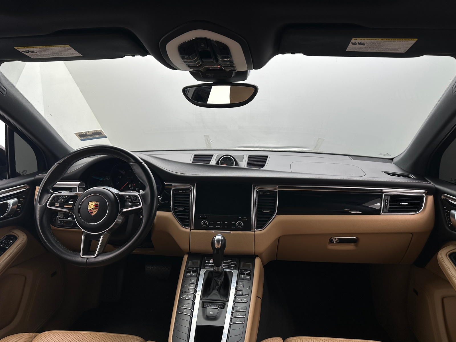 Thumbnail: 2018 Porsche Macan - 2