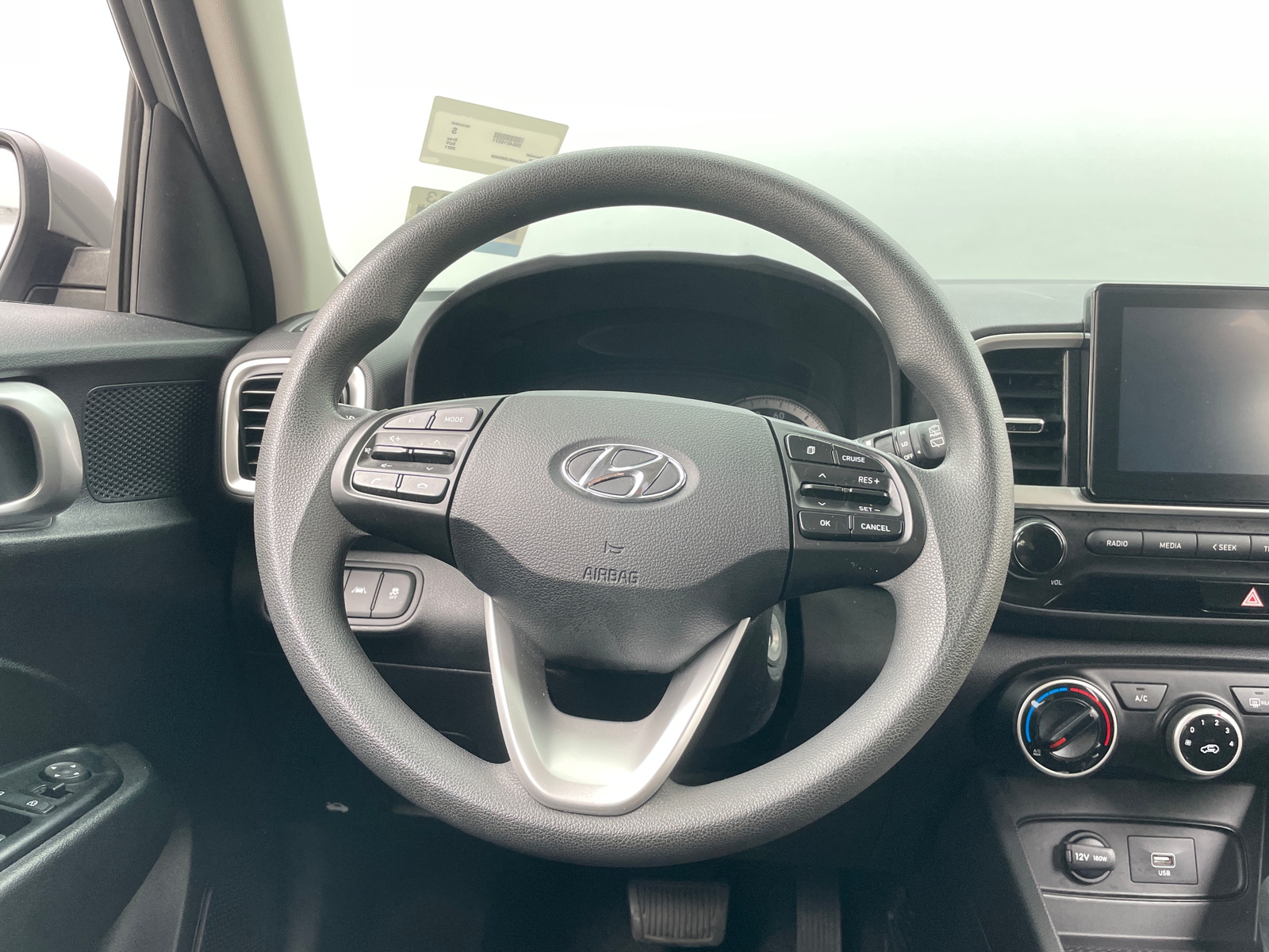 Thumbnail: 2021 Hyundai Venue - 5