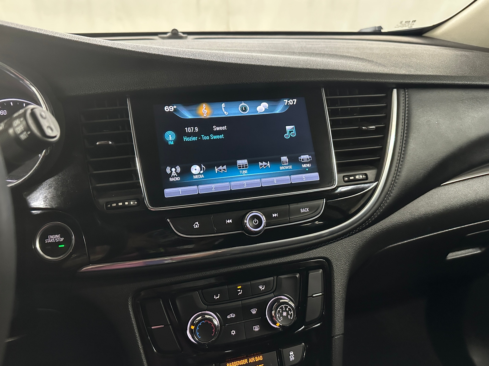 Thumbnail: 2018 Buick Encore - 4